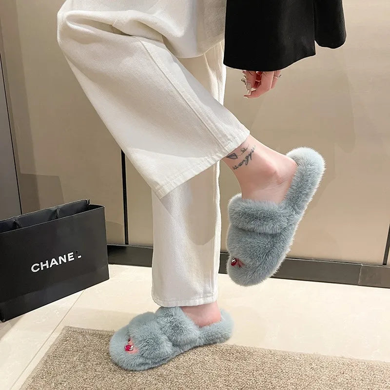 Fashion Faux Fur Warm Women Slippers