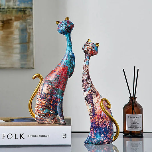 Modern Painted Graffiti Lovers Cat Figurines